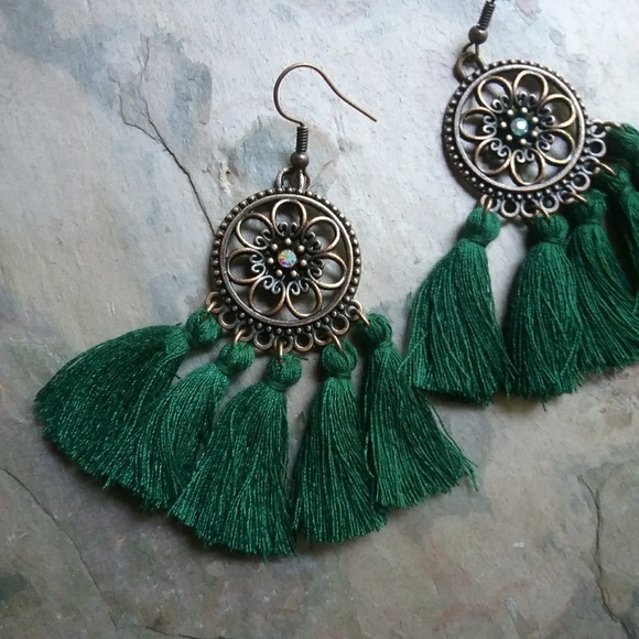 Green Boho Tassel Fringe Earrings - Picture 2 of 2